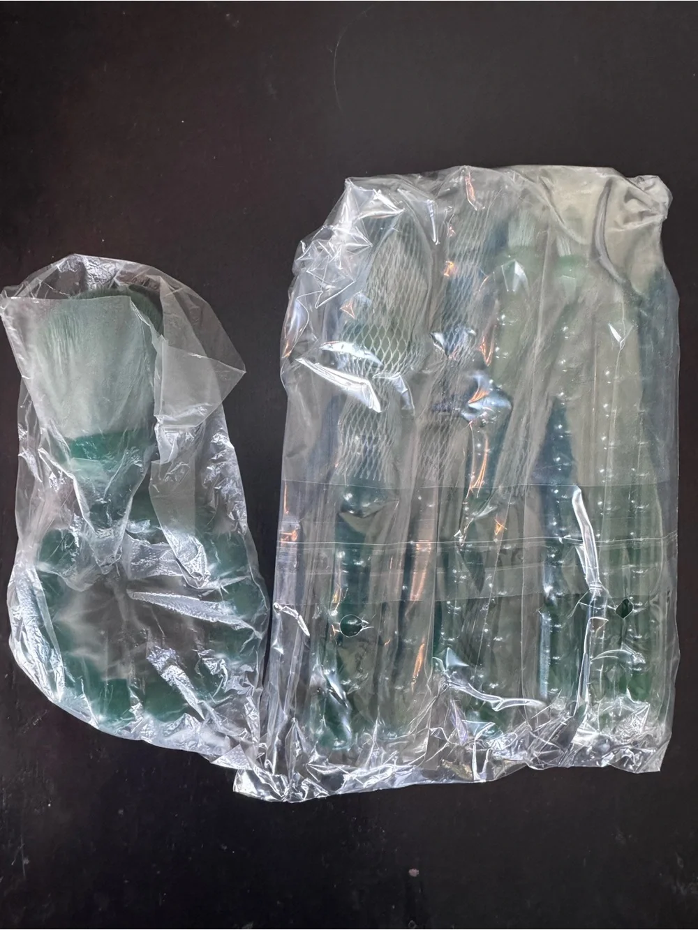 BN super cute Green Beaded acrylic beauty brushes